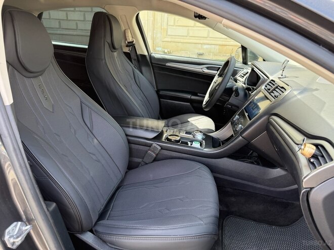 Ford Fusion (North America) 2018, 250,000 km - 2.0 l - Bakı