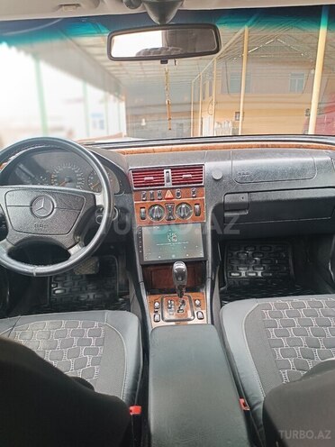 Mercedes C 240 1999, 325,000 km - 2.4 l - Şamaxı