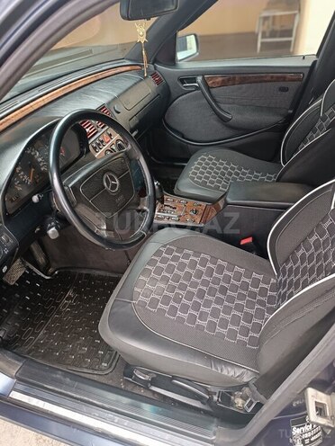 Mercedes C 240 1999, 325,000 km - 2.4 l - Şamaxı