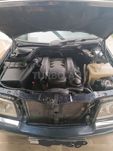 Mercedes C 240 1999, 325,000 km - 2.4 l - Şamaxı