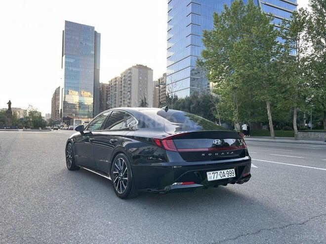 Hyundai Sonata-6