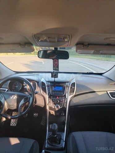 Hyundai i30 2013, 218,000 km - 1.4 л - Bakı
