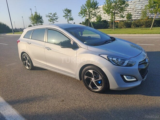 Hyundai i30 2013, 218,000 km - 1.4 л - Bakı
