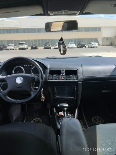 Volkswagen Jetta 2004, 221,000 km - 2.0 l - Bakı