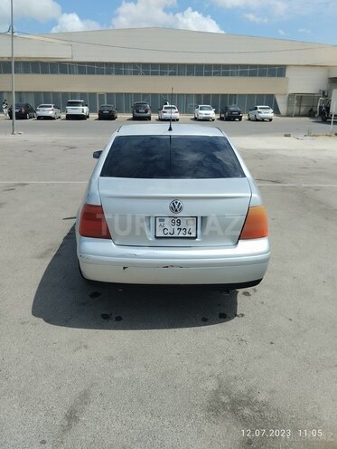 Volkswagen Jetta 2004, 221,000 km - 2.0 l - Bakı