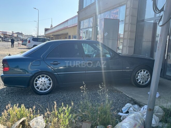 Mercedes C 240 1998, 321,000 km - 2.4 l - Cəlilabad