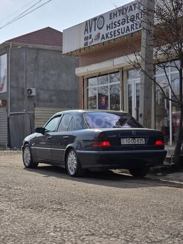 Mercedes C 240 1998, 321,000 km - 2.4 l - Cəlilabad