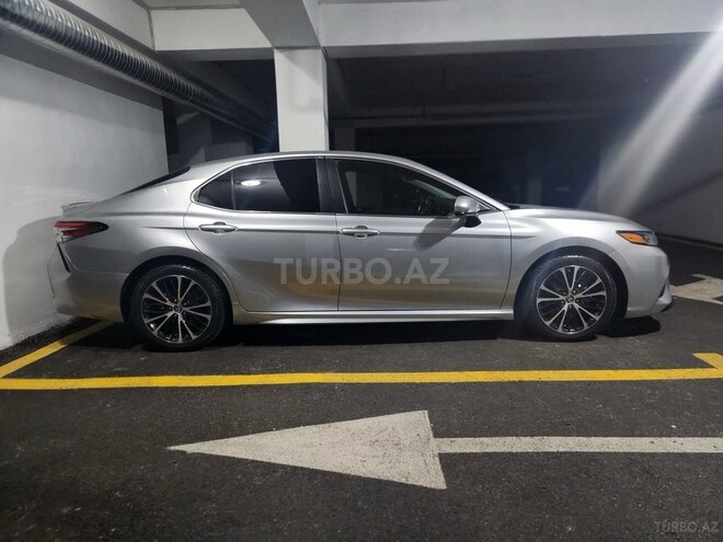 Toyota Camry 2019, 134,300 km - 2.5 l - Bakı