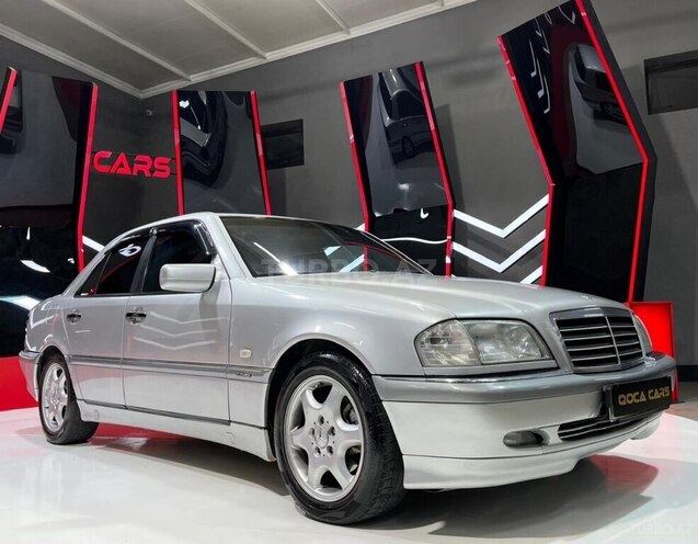 Mercedes C 200 2000, 203,580 km - 2.0 л - Sumqayıt