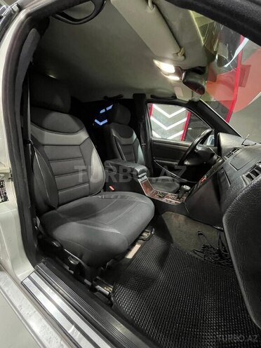 Mercedes C 200 2000, 203,580 km - 2.0 л - Sumqayıt