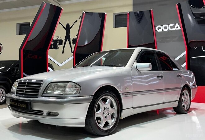 Mercedes C 200 2000, 203,580 km - 2.0 л - Sumqayıt