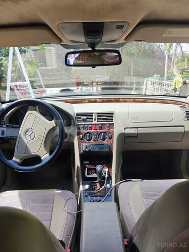 Mercedes C 280 2000, 287,000 km - 2.8 l - Sumqayıt