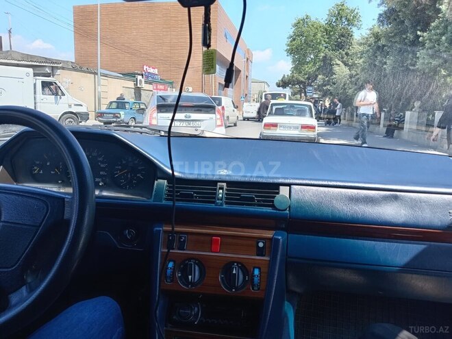 Mercedes E 200 d 1991, 631,400 km - 2.0 л - Bakı