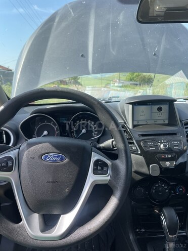 Ford Fiesta 2019, 59,000 km - 1.6 l - Bakı