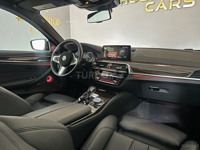 BMW 530-13