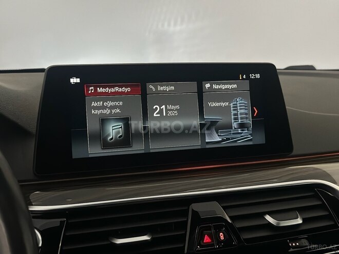 BMW 530-33