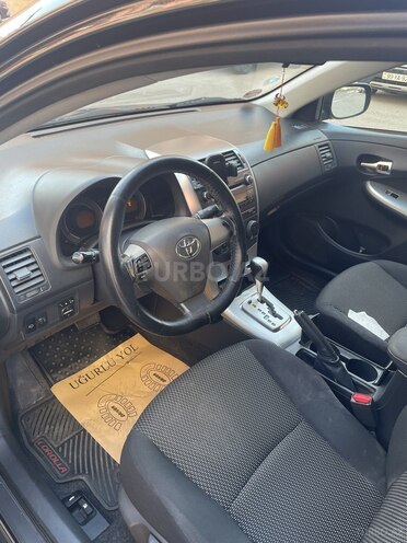 Toyota Corolla 2013, 291,700 km - 1.6 l - Bakı