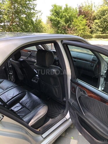 Mercedes E 270 2001, 354,654 km - 2.7 l - Yevlax