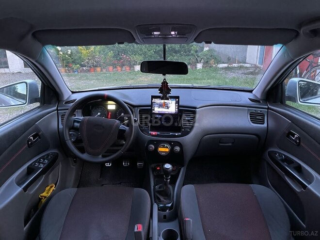 Kia Rio 2005, 250,000 km - 1.4 л - Masallı