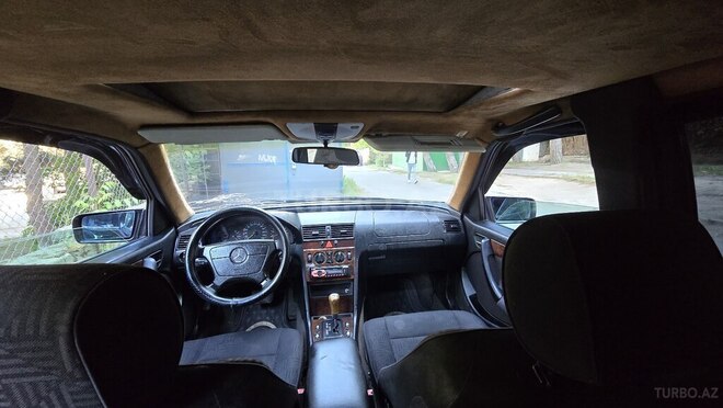 Mercedes C 180-11