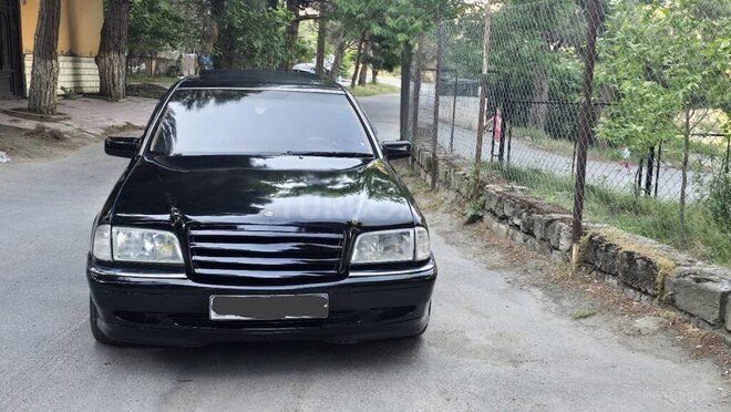 Mercedes C 180-9