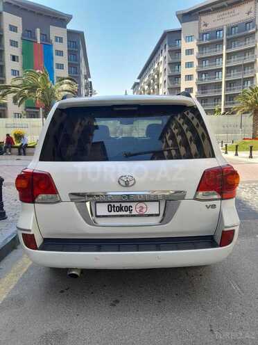 Toyota Land Cruiser-4