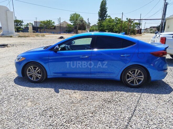 Hyundai Elantra 2017, 172,200 km - 2.0 л - Bakı