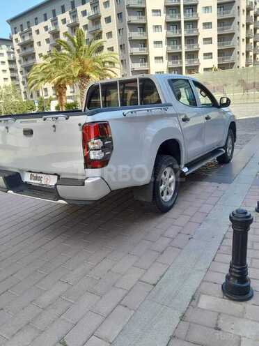 Mitsubishi L200-6