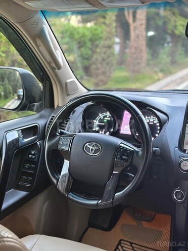 Toyota Land Cruiser Prado 2011, 220,000 km - 3.0 л - Bakı