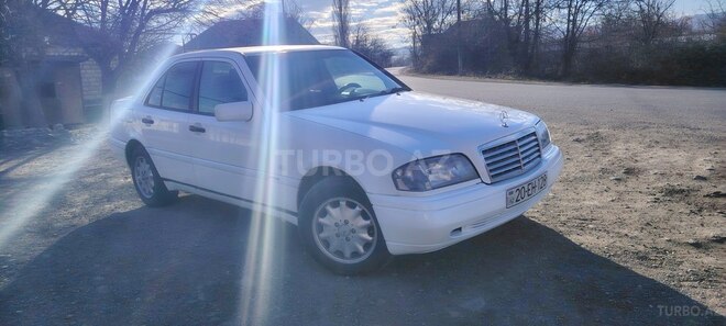 Mercedes C 180-8
