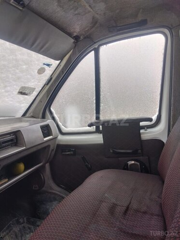 GAZ 2705 1999, 103,523 km - 2.4 l - Quba
