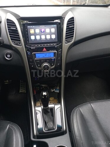 Hyundai i30 2014, 204,000 km - 1.6 л - Bakı