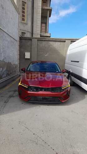 Kia K5-1