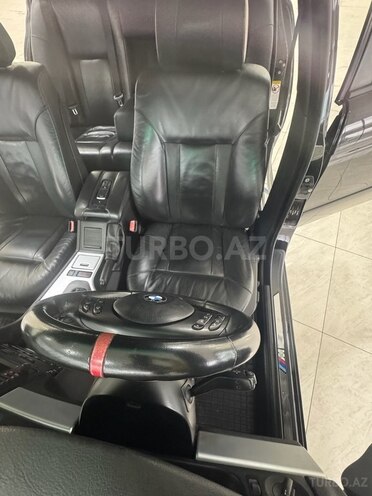 BMW 525 2003, 320,023 km - 2.5 l - Sumqayıt