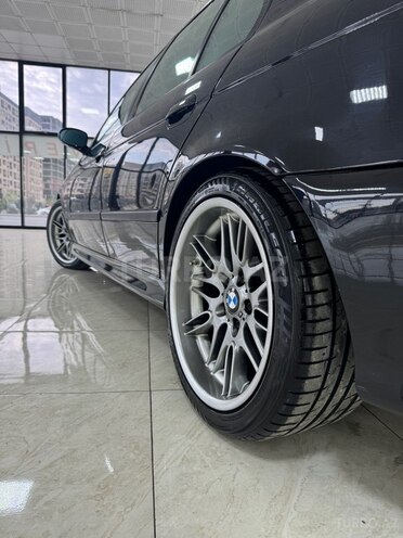 BMW 525 2003, 320,023 km - 2.5 l - Sumqayıt
