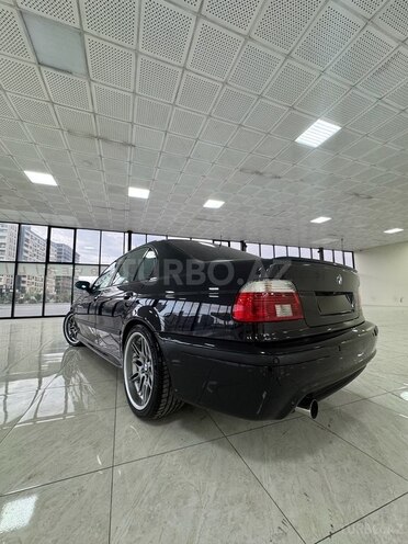 BMW 525 2003, 320,023 km - 2.5 l - Sumqayıt