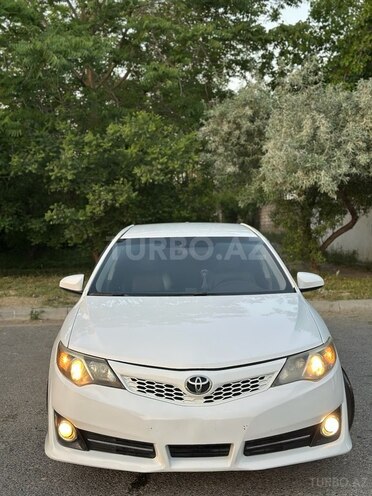 Toyota Camry 2011, 230,000 km - 2.5 l - Bakı