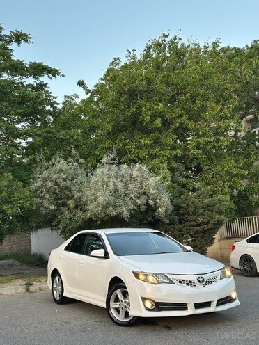 Toyota Camry 2011, 230,000 km - 2.5 l - Bakı