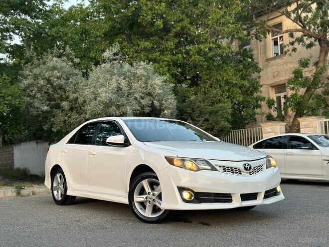 Toyota Camry 2011, 230,000 km - 2.5 l - Bakı