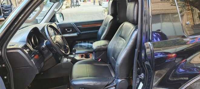 Mitsubishi Pajero 2008, 265,000 km - 3.0 л - Bakı