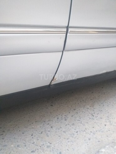 Mercedes E 230 1996, 797,530 km - 2.3 l - Sumqayıt