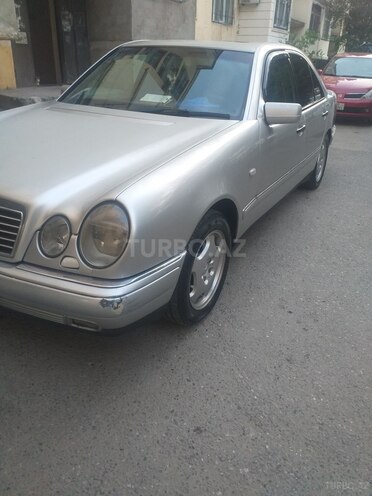 Mercedes E 230 1996, 797,530 km - 2.3 l - Sumqayıt