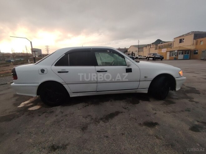 Mercedes C 230 1998, 260,000 km - 2.3 l - Bakı