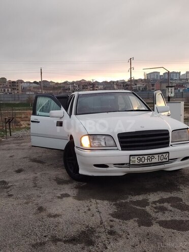 Mercedes C 230 1998, 260,000 km - 2.3 l - Bakı