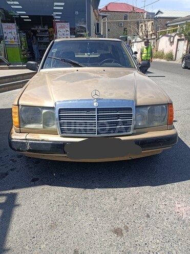 Mercedes E 230 1987, 262,000 km - 2.3 л - Bakı