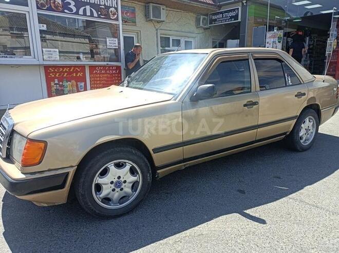 Mercedes E 230 1987, 262,000 km - 2.3 л - Bakı