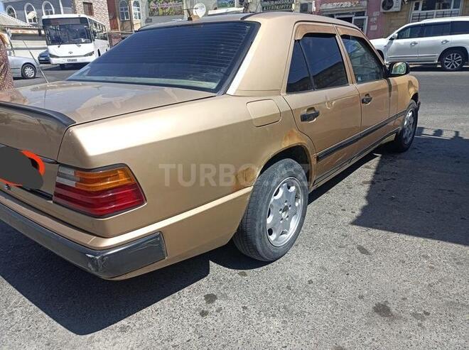 Mercedes E 230 1987, 262,000 km - 2.3 л - Bakı