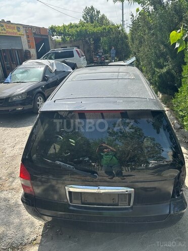 Mitsubishi Chariot 2002, 150,000 km - 2.4 л - Sumqayıt