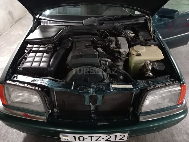 Mercedes C 220 1995, 254,000 km - 2.2 л - Bakı