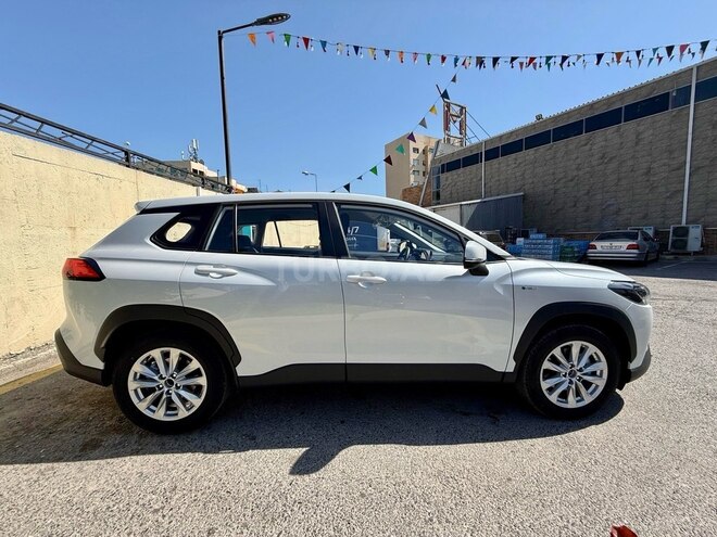Toyota Corolla Cross 2025, 0 km - 2.0 л - Bakı